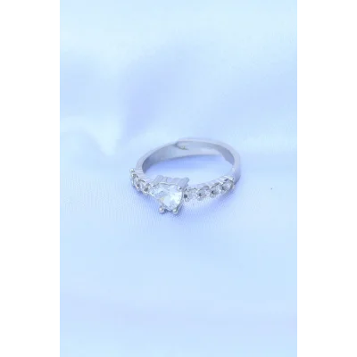 BUĞZ Pirinç Gümüş Renk Ayarlanabilir Zirkon Taşlı Minimal Kalp Yüzük - Lisinya