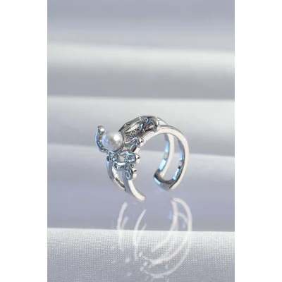 BUĞZ Pirinç Gümüş Renk İncili Ahtapot Earcuff Küpe - Lisinya