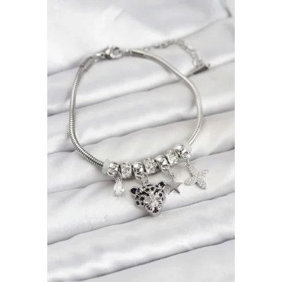 BUĞZ Pirinç Gümüş Renk Kaplan Model Charmlı Kadın Bileklik