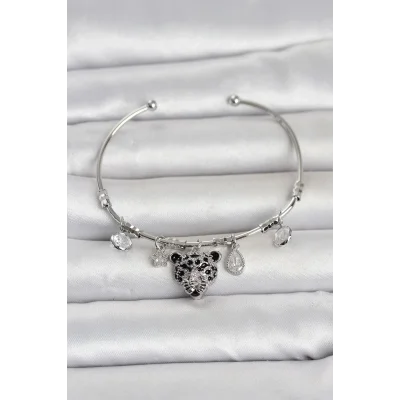 BUĞZ Pirinç Gümüş Renk Leopar Detaylı Charmlı Kadın Bileklik