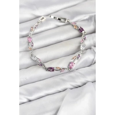 BUĞZ Pirinç Gümüş Renk Pembe ve Mor Zirkon Taşlı Çiçek Model Kadın Bileklik