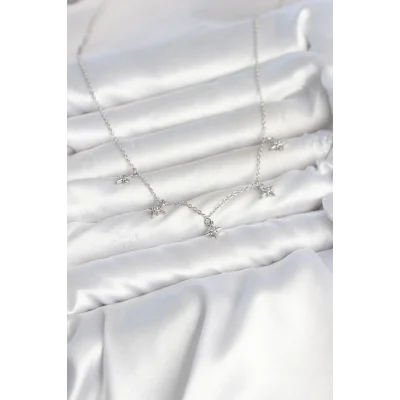 BUĞZ Pirinç Gümüş Renk Sıralı Minimal Kutup Yıldızı Model Kadın Kolye - BUĞZ