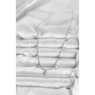 BUĞZ Pirinç Gümüş Renk Yıldız Model Kadın Kolye - Lisinya