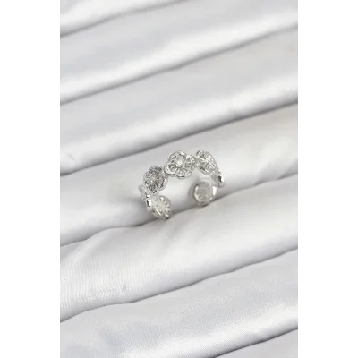 BUĞZ Pirinç Gümüş Renk Yonca Model Kadın Yüzük