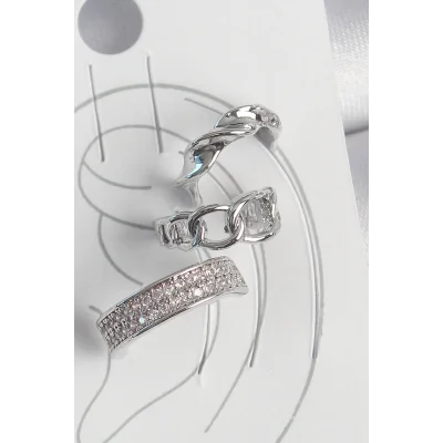 BUĞZ Pirinç Gümüş Renk Zirkon Taşlı 3Lü Zincir Sarmal Model Kadın Kıkırdak Küpe