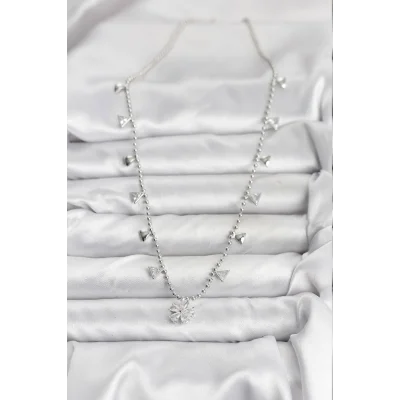 BUĞZ Pirinç Gümüş Renk Zirkon Taşlı Çiçek Model Kadın Kolye - Lisinya