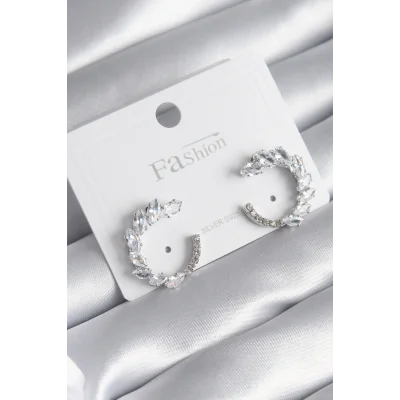 BUĞZ Pirinç Gümüş Renk Zirkon Taşlı Kadın Küpe