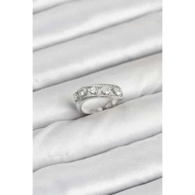 BUĞZ Pirinç Gümüş Renk Zirkon Taşlı Kadın Yüzük