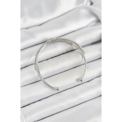 BUĞZ Pirinç Gümüş Renk Zirkon Taşlı Kalp Detaylı Kadın Bileklik - Lisinya