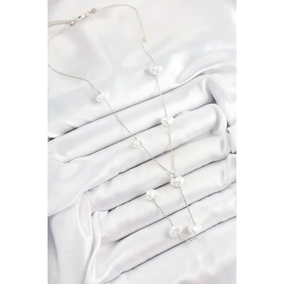 BUĞZ Pirinç İncili Kalp Figürlü Y Model Gümüş Renk Kadın Kolye - Lisinya