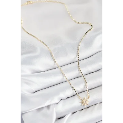 BUĞZ Pirinç Zirkon Taşlı Kutup Yıldızı Model Ezme Zincir Gold Renk Kadın Kolye - Lisinya