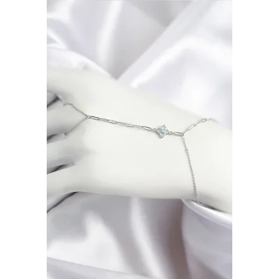 BUĞZ Pirinç Zirkon Taşlı Mavi Boncuklu Yonca Model Gümüş Renk Şahmeran