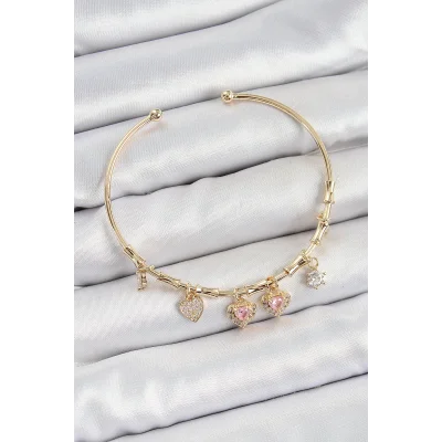 BUĞZ Pirinç Zirkon Taşlı Pembe Kalp Model Gold Renk Charm Bileklik