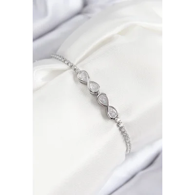 BUĞZ Pirinç Zirkon Taşlı Sonsuzluk Model Gümüş Renk Asansörlü Kadın Bileklik