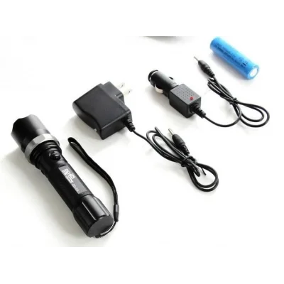 BUĞZ Polis El Feneri: Zoomlu + Sellektörlü + Şarjlı El Feneri (500 metre)