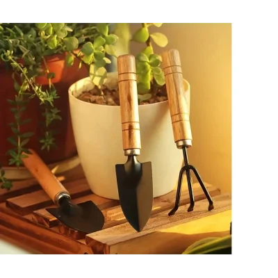 BUĞZ Portatif Kazma Kürek Tırmık Seti