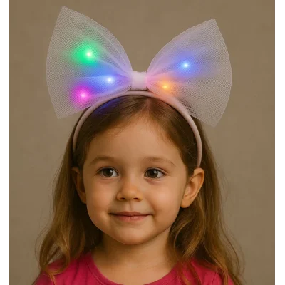  Rengarenk Led Işıklı Fiyonk Şekilli Tül Parti Tacı Beyaz Renk 25x25 cm