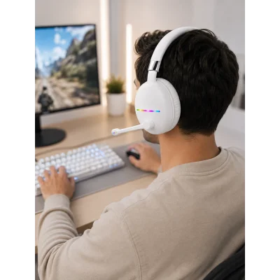 BUĞZ RGB Işıklı Mikrofonlu Bluetooth Kulaklık Beyaz Over-Ear Tasarım Type-C Şarjlı - BUĞZ