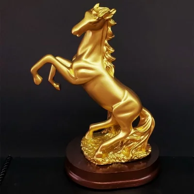 BUĞZ Şaha Kalkan Gold Renk At Biblosu