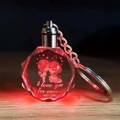  Sevimli Çift Tasarımlı Kristal Renk Değiştiren Anahtarlık