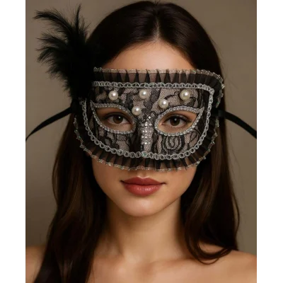 BUĞZ Siyah Renk Yandan Tüylü İnci İşlemeli Taşlı Dantelli Parti Maskesi 17x12 cm