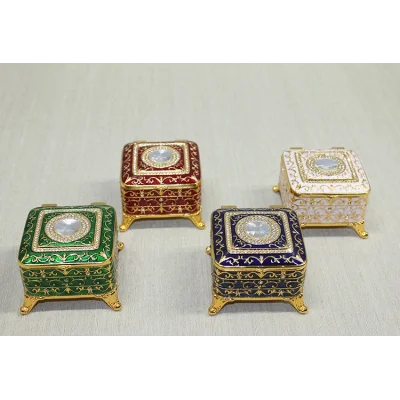 BUĞZ Swarovski Taşlı Kutu Model 5