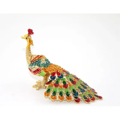 BUĞZ Swarovski Taşlı Tavuskuşu Model 1