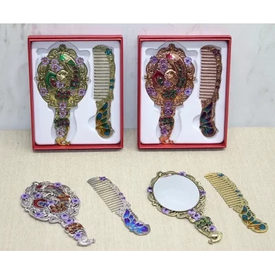 BUĞZ Tavuskuşu Ayna Ve Tarak Seti Küçük Boy Alk4988