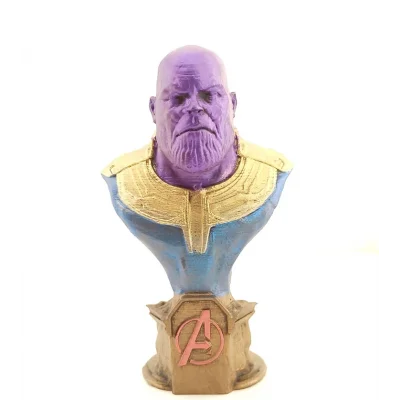  Thanos Büst