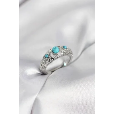 BUĞZ Vintage Model Mavi Taşlı Gümüş Renk Kadın Yüzük