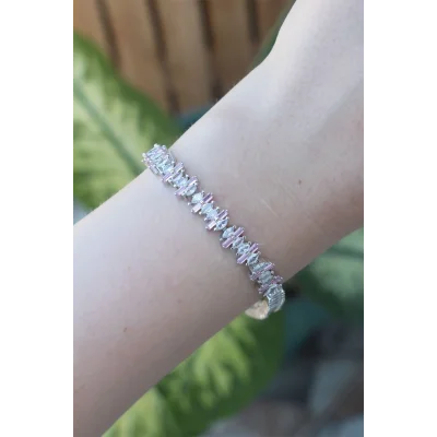 BUĞZ Vip Seri Pirinç Pembe Zirkon Taşlı Gümüş Renk Baget Model Bileklik - Lisinya