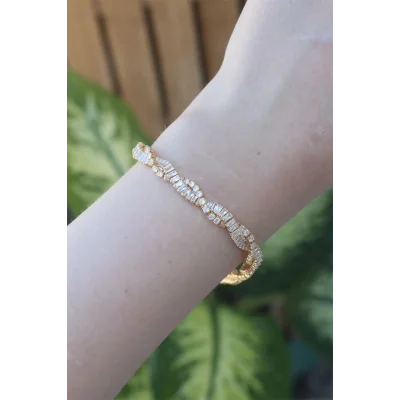 BUĞZ Vip Seri Pirinç Zirkon Taşlı Gold Renk Sarmal Model Bileklik - Lisinya