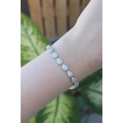 BUĞZ Vip Seri Pirinç Zirkon Taşlı Gümüş Renk Damla Model Bileklik - Lisinya