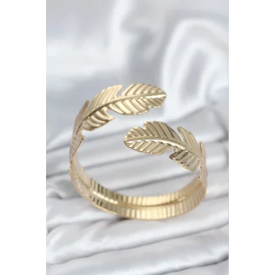 BUĞZ Yaprak Model Gold Renk Kadın Bileklik
