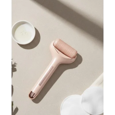 BUĞZ Yüz İçin Buz Silindiri Cilt Sıkılaştırıcı ve Ferahlatıcı Masaj Aleti