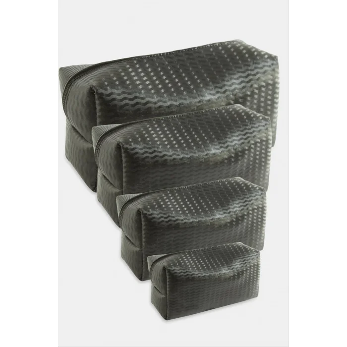 4 Adet El Tutmalı Makyaj Çantası