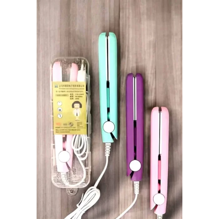  180°C Isı ve Uzun Süre Kalıcı Düzlük Sağlayan Mini Saç Düzleştirici