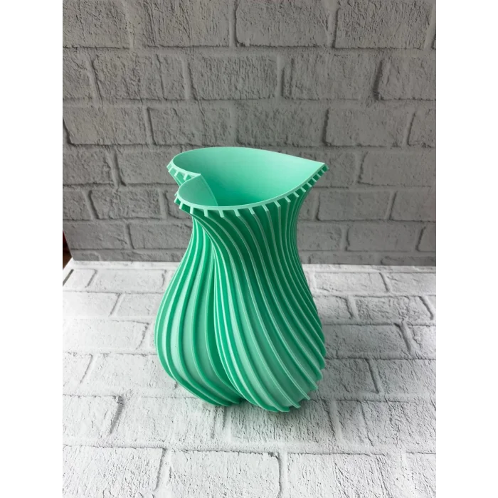 BUĞZ 24 cm Turkuaz Kalp Formlu Büyük Boy Vazo Estetik Dekor Ürünü