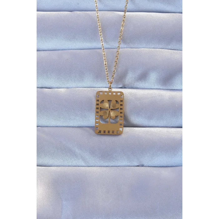 BUĞZ 316L Altın Renk İşlemeli Yonca Model Vintage Kolye