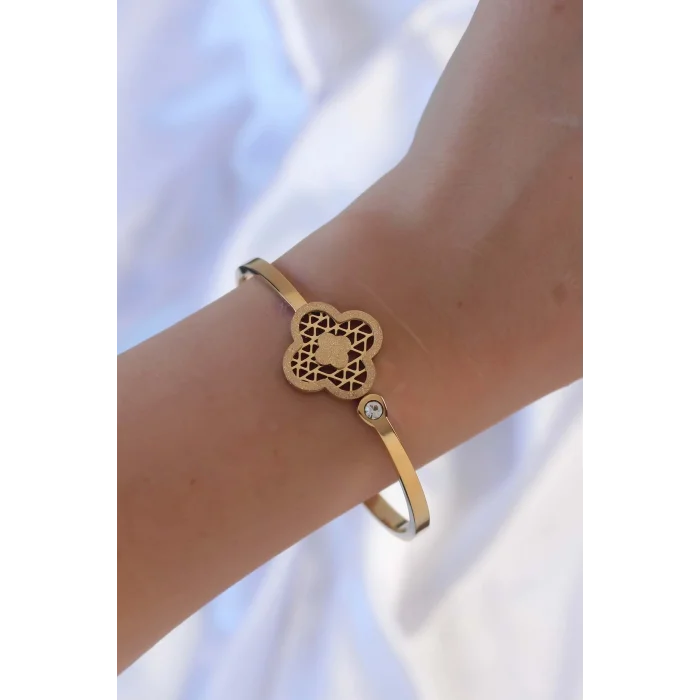 BUĞZ 316L Çelik Altın Renk Zirkon Taşlı Simli Yonca Kelepçe - Lisinya