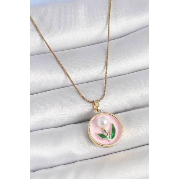 BUĞZ 316L Çelik Gold Renk Zincir Pembe Mineli İncili Çiçek İşlemeli Portre Model Kadın Kolye