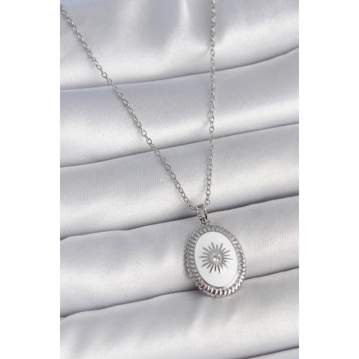 BUĞZ 316L Çelik Gümüş Renk Beyaz Mineli Güneş İşlemeli Nazar Boncuk Detay Madalyon Model Kadın Kolye