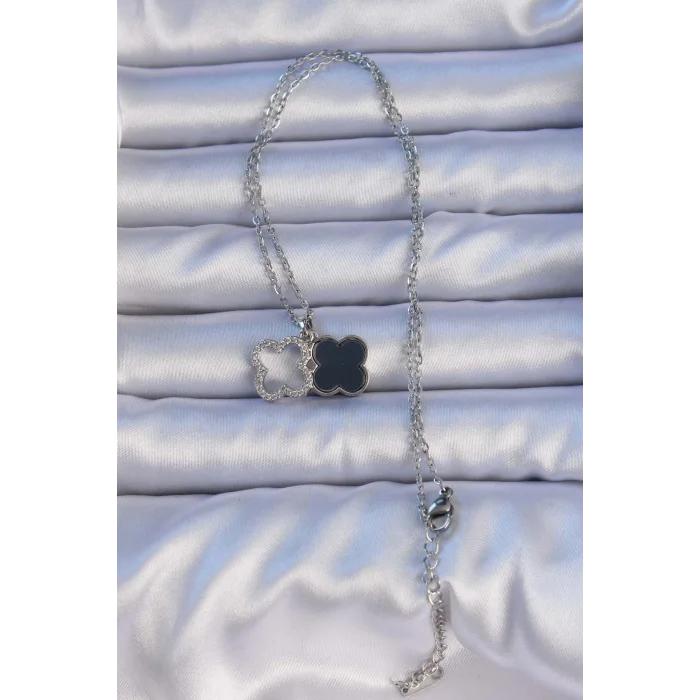 BUĞZ 316L Çelik Gümüş Renk Siyah Mineli Zirkon Taşlı Yonca Figürlü Kolye