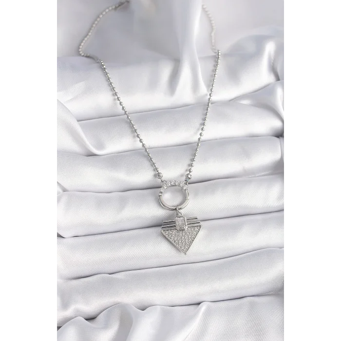 BUĞZ 316L Çelik Gümüş Renk Topçuk Zincir Zirkon Taşlı Üçgen Model Kadın Kolye