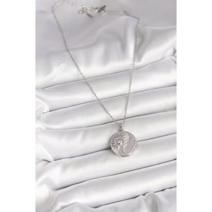 BUĞZ 316L Çelik Gümüş Renk Zincir Zirkon Taşlı Ay Güneş İşlemeli Madalyon Model Kadın Kolye