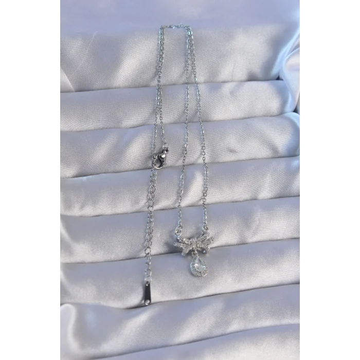 BUĞZ 316L Çelik Zincirli Gümüş Renk Zirkon Taşlı Damla Detay Fiyonk Model Kolye - Lisinya