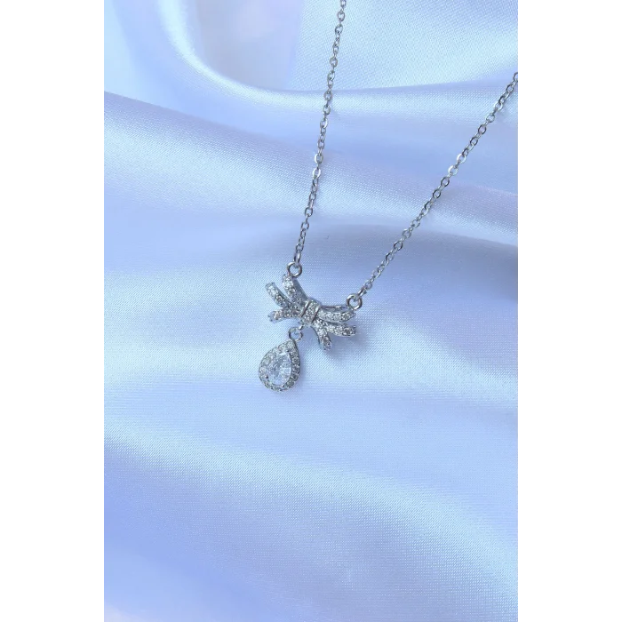 BUĞZ 316L Çelik Zincirli Gümüş Renk Zirkon Taşlı Damla Detay Fiyonk Model Kolye - Lisinya