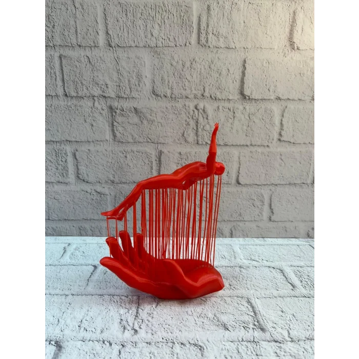 BUĞZ 3D El Üzerinde İnsan Figürü Kırmızı Sanatsal Masa Üstü Dekor 12x18 cm
