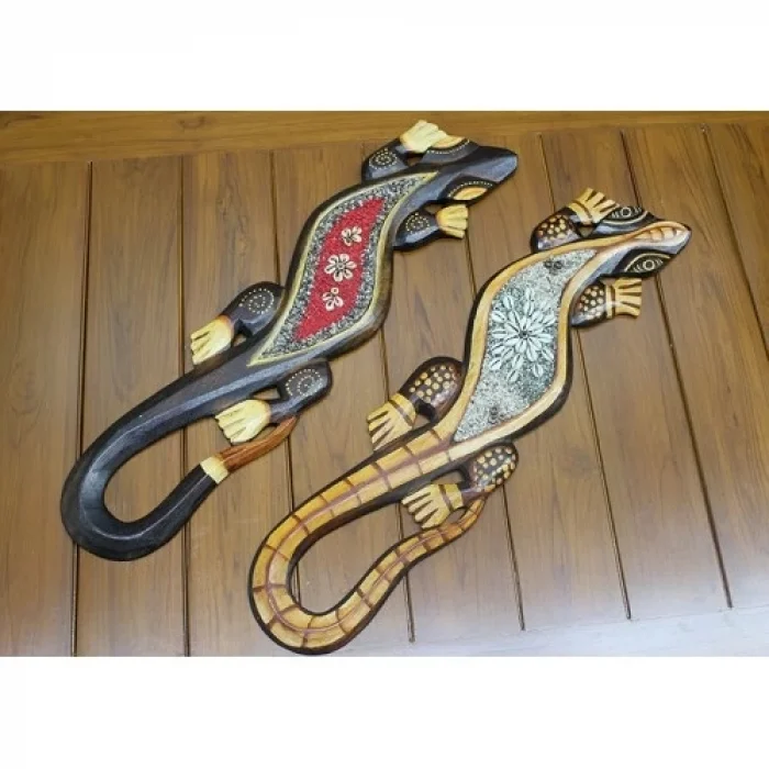  Ahşap Duvara Asmali Kertenkele Figürü