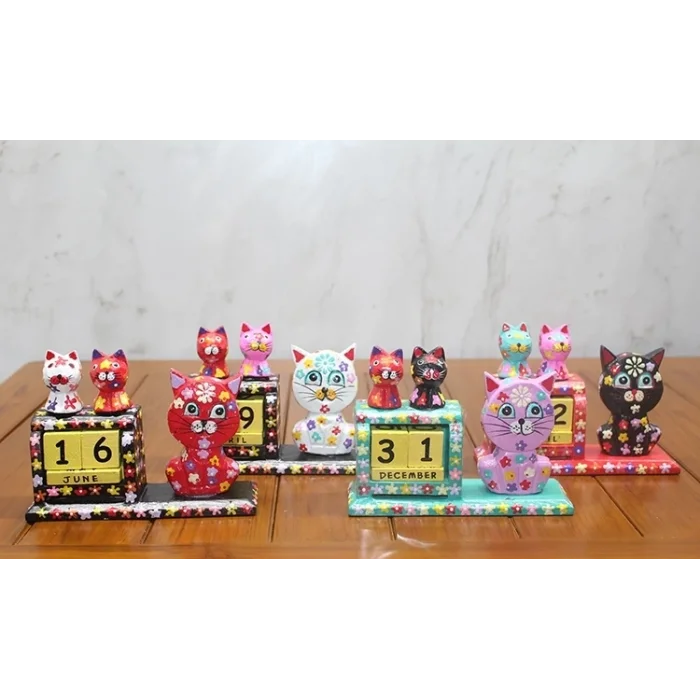 BUĞZ Ahşap Kedili Takvim Polos-17